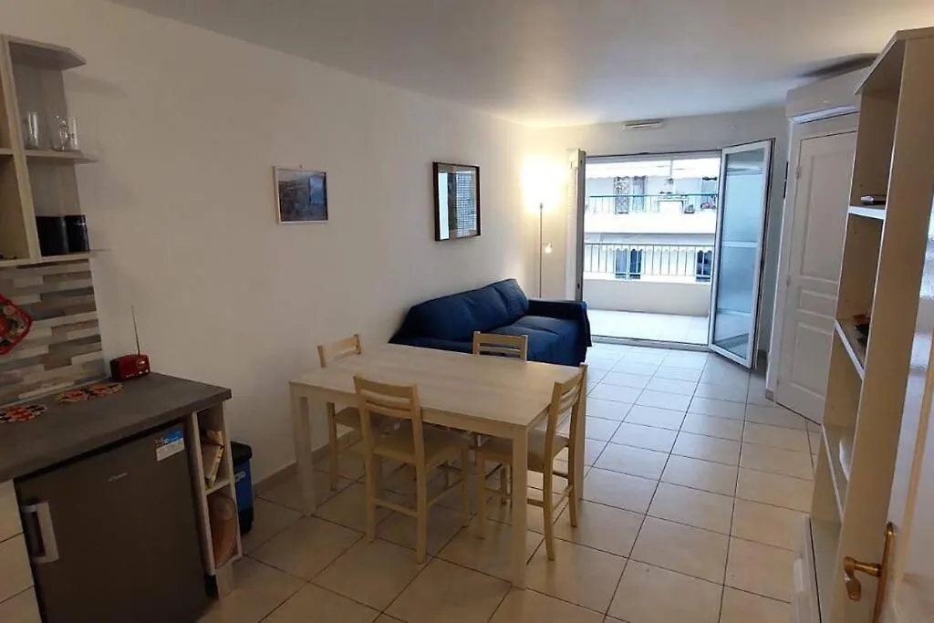 Quartier Des Fleurs, Nice City Centre Apartment