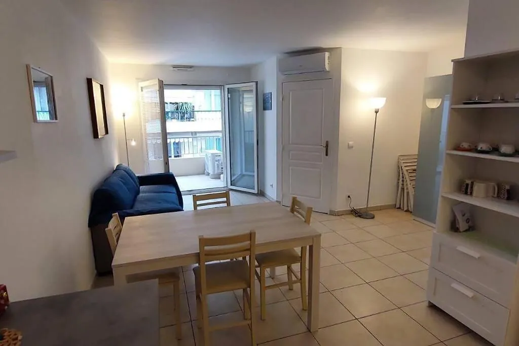 Quartier Des Fleurs, Nice City Centre Apartment